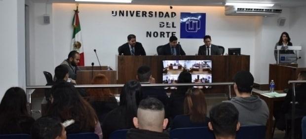 Realiza UN Concurso de Juicios Orales Realiza UN Concurso de Juicios Orales