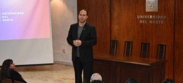 Da UN bienvenida a estudiantes Da UN bienvenida a estudiantes