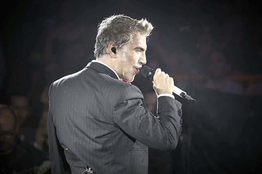 Anuncia Alejandro Fernández gira por España