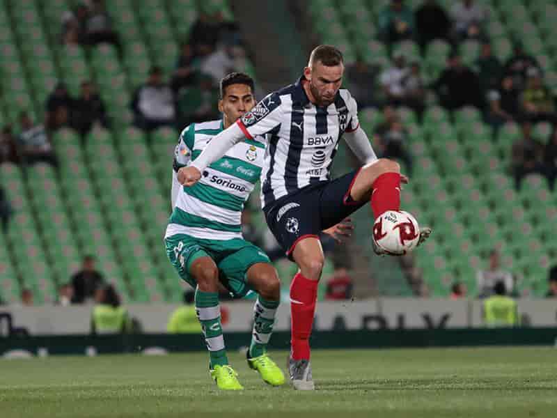 Rayados nada pudo hacer para llevarse la ventaja
