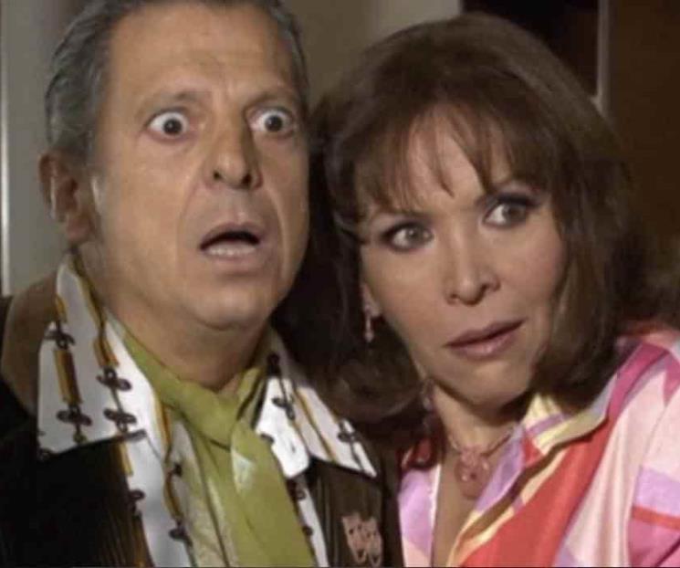 Ana Bertha Espín celebra 15 años de Vecinos