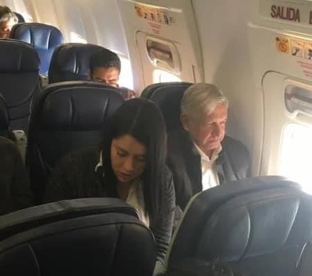 AMLO viaja a Michoacán para gira de fin de semana
