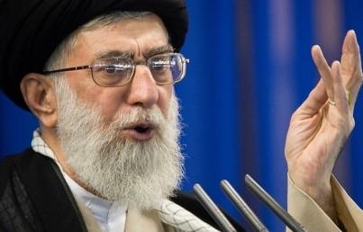 EUA se hundirá como El Titanic por su arrogancia:  Jamenei