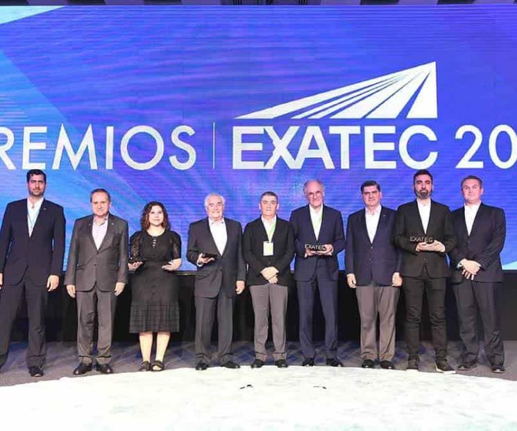 Reconoce Itesm trayectoria de egresados