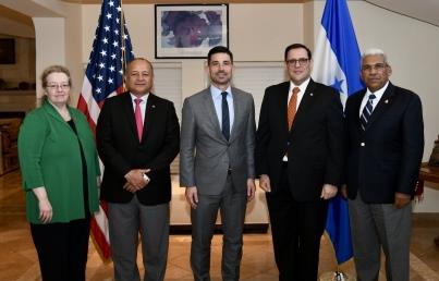 Discuten crimen organizado y migración