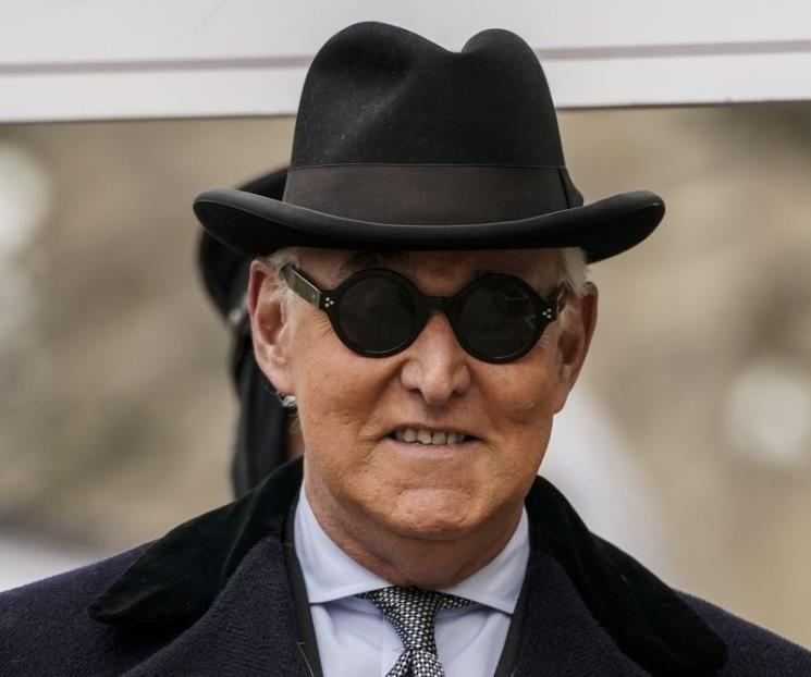 Condenan a prisión a colaborador de Trump