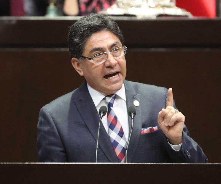 Inscribe iniciativa para eliminar fines de semana largos