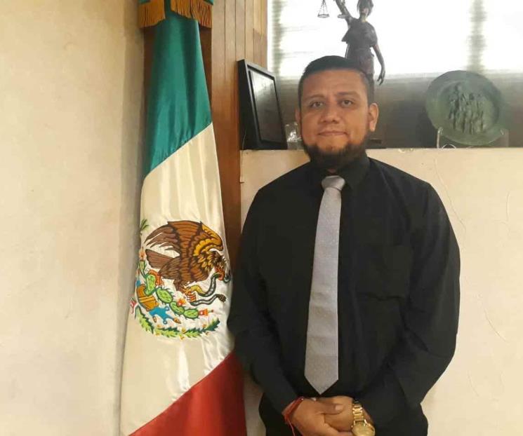 Llega López Ruiz al Derecho por la estabilidad social