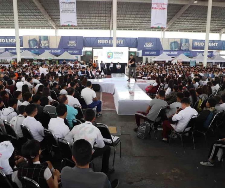 Realizan Expo Feria Educativa