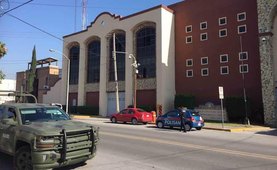 Detienen a tres policías de San Nicolás