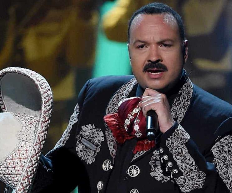 Celebra Pepe Aguilar ser el más escuchado
