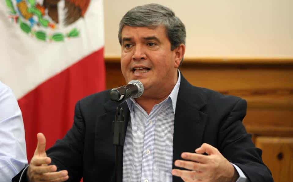 Niega Manuel presunto desvío por broncofirmas