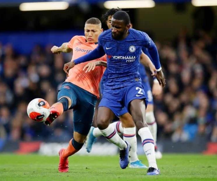 Chelsea golea al Everton de Ancelotti y se afianza en cuarto