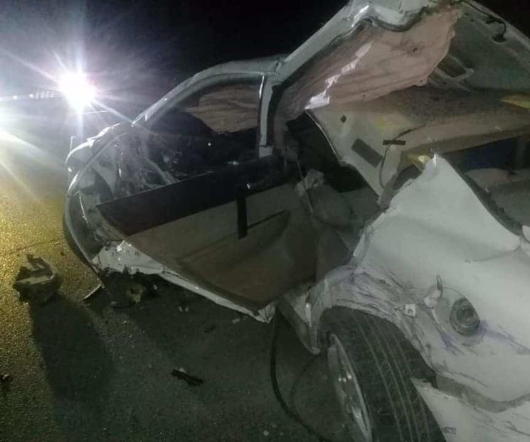 Dejan volcaduras un lesionado