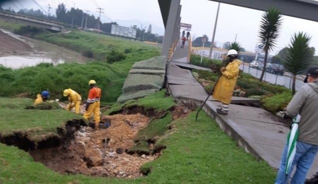 Sismo en Colombia deja sin agua a más de 100 mil personas Sismo en Colombia deja sin agua a más de 100 mil personas