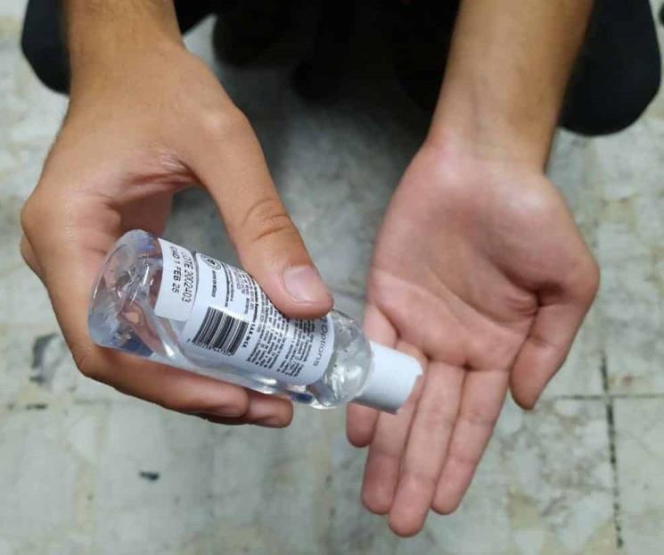 Alertan por uso de antibacterial y fuego