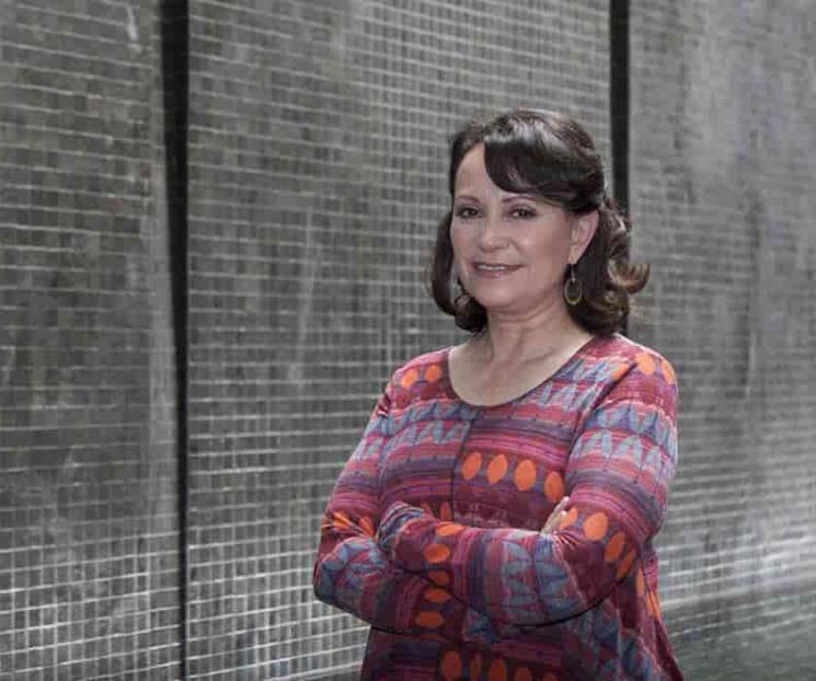 Será Adriana Barraza maestra de superhéroes