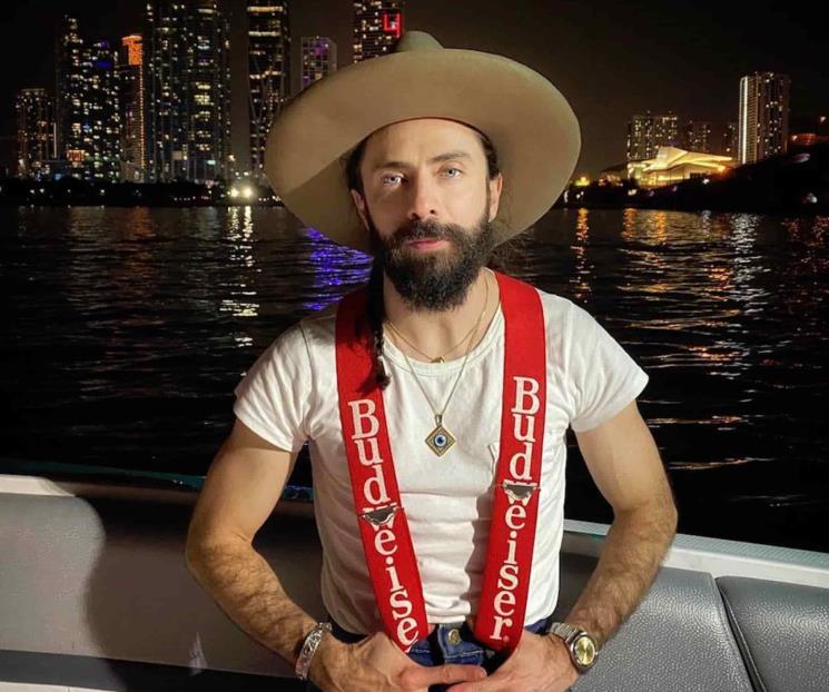 Jay de la Cueva anuncia su salida de Moderatto Jay de la Cueva anuncia su salida de Moderatto