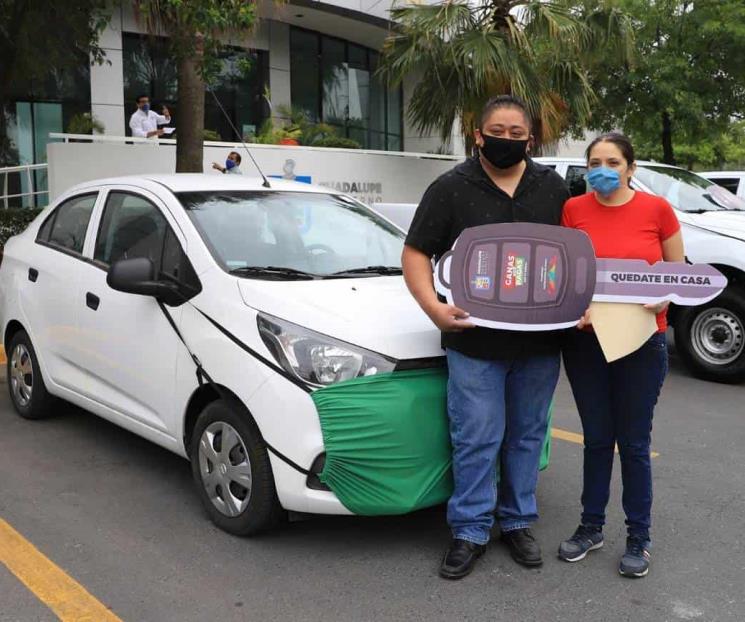 Entrega Cristina premios a ciudadanos cumplidos