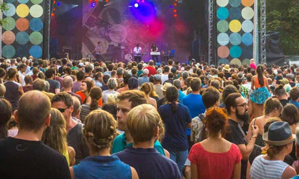 Festivales Jazz y Folk en EU, serán reprogramados en 2021 Festivales Jazz y Folk en EU, serán reprogramados en 2021