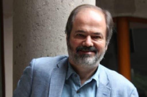FCE prepara nuevos trabajos de Juan Villoro FCE prepara nuevos trabajos de Juan Villoro