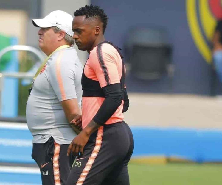 Herrera da razones por las que Renato sigue en América