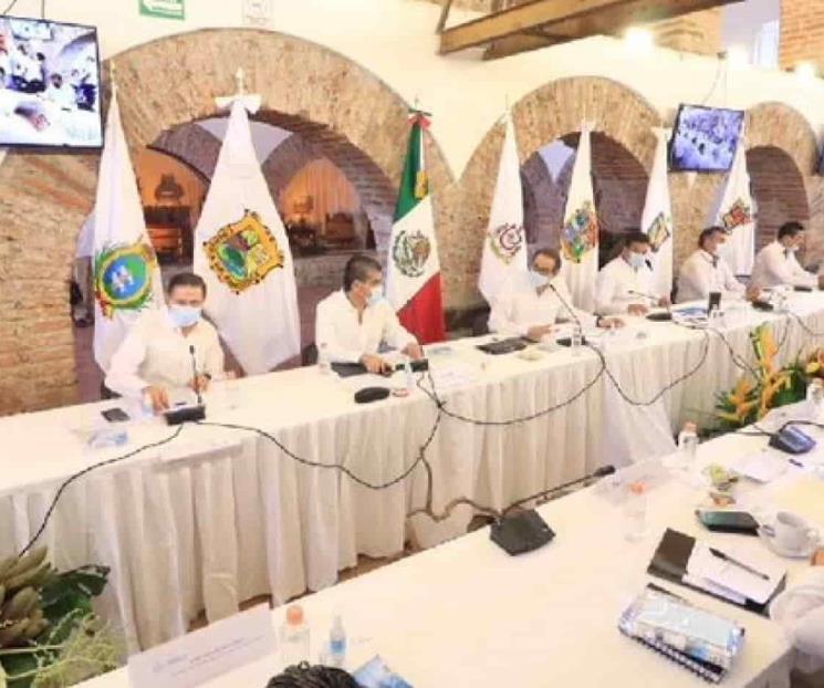 Rechazan gobernadores semáforo de López-Gatell