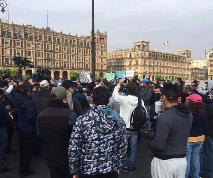 Arranca nueva normalidad con ocho horas de manifestaciones