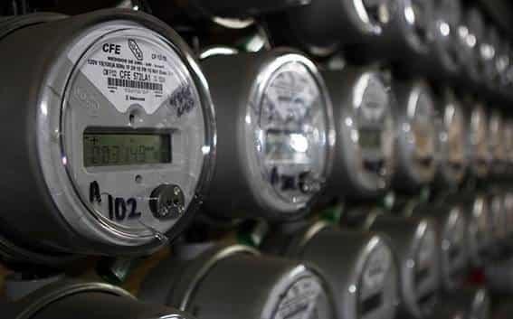 Se les encarece a familias pago de luz por pandemia