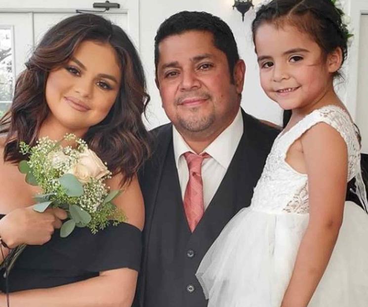 Selena Gomez tiene lejana relación con su papá mexicano