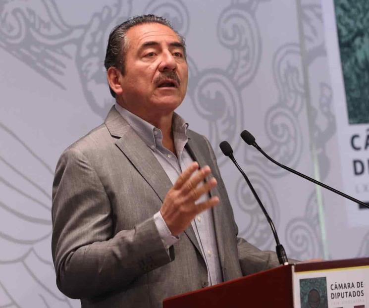 Gira de AMLO limpió la cara de Trump frente al voto latino Gira de AMLO limpió la cara de Trump frente al voto latino