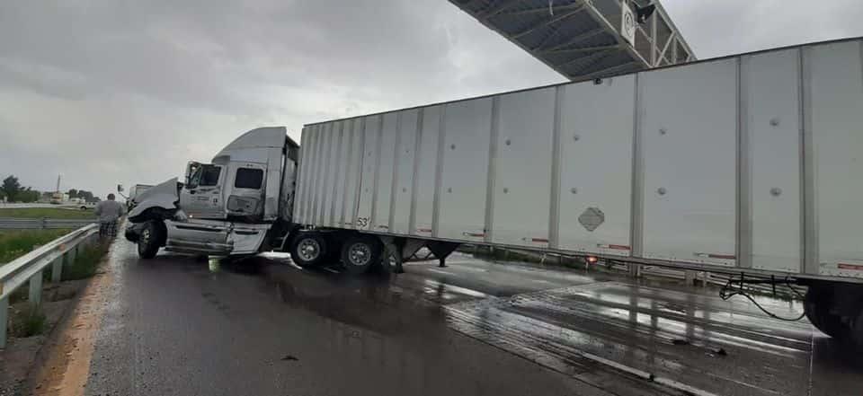 Estrella tráiler contra muro