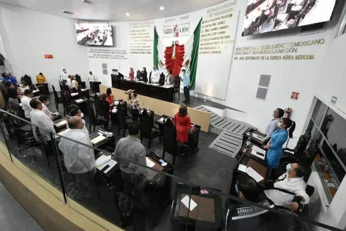 Tabasco aprueba prohibir venta de chatarra a menores