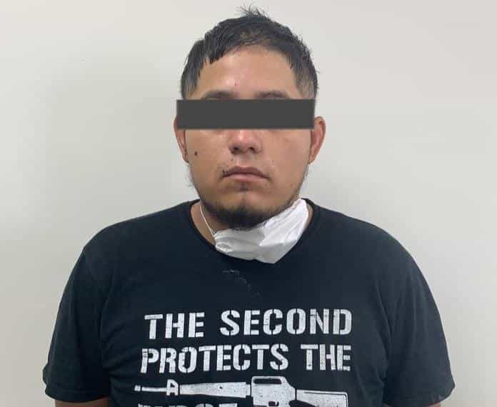 Los efectivos de la policía cumplimentaron la orden de aprehensión contra Adrián