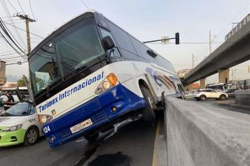 Queda autob&uacute;s de ladito