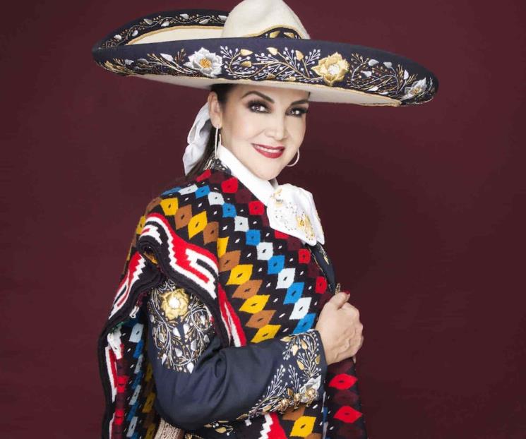 Aída Cuevas celebra 45 años de carrera con disco y concierto