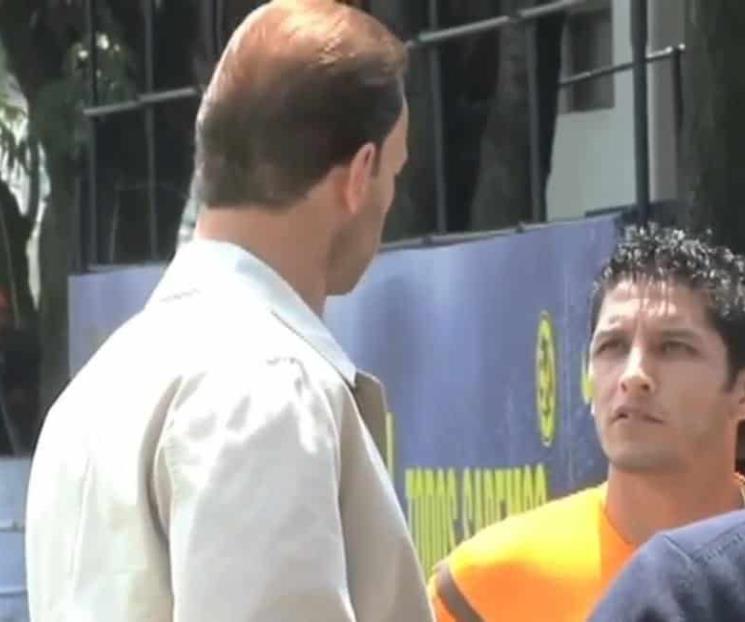 Zague revela que Ángel Reyna sacó una pistola en vestidor