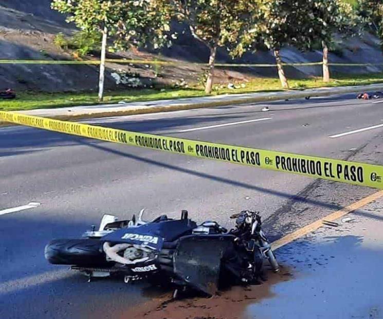 Derrapa en su moto y pierde la vida