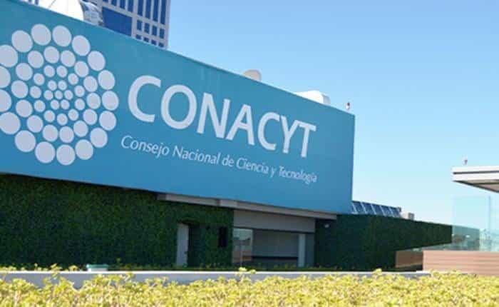 Acusan falta de transparencia para becas del Conacyt