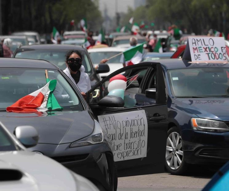 AMLO recomienda a oposición agruparse AMLO recomienda a oposición agruparse
