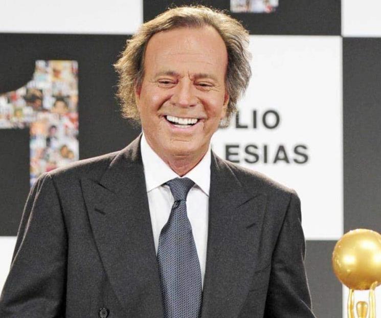 Planea Julio Iglesias gira mundial