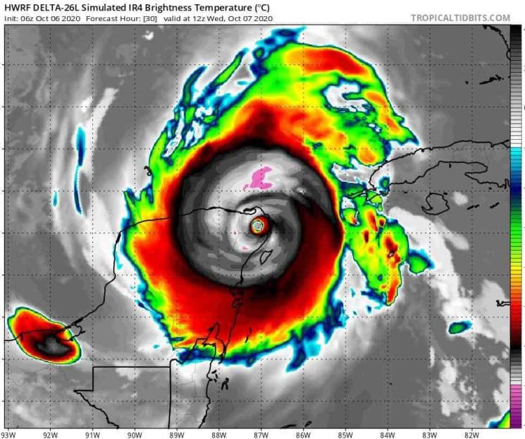 Huracán Delta se intensifica a categoría 4