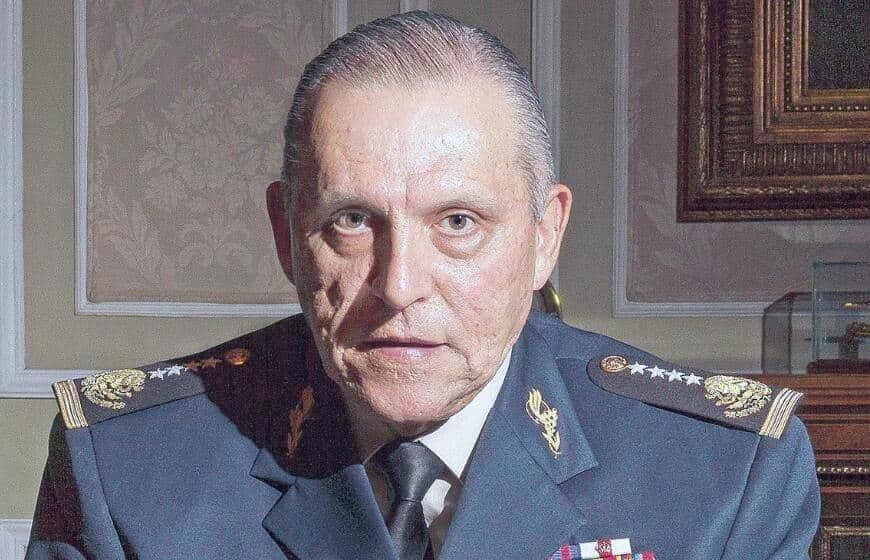 Por narco y lavado, la DEA detiene a Cienfuegos