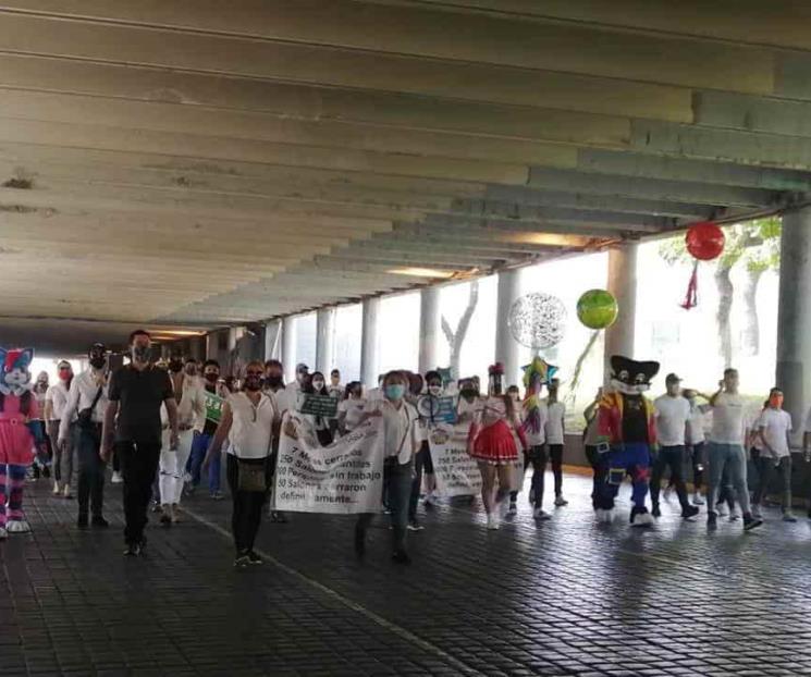 Protestan de nuevo dueños de salones de fiestas infantiles