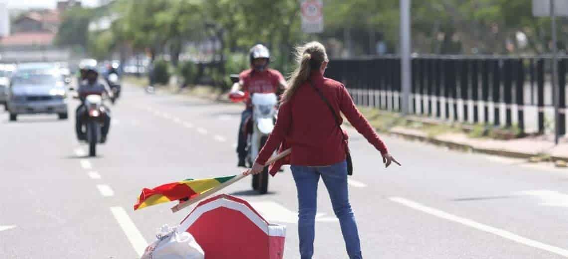 Buscan castigar a quienes bloqueen las carreteras Buscan castigar a quienes bloqueen las carreteras