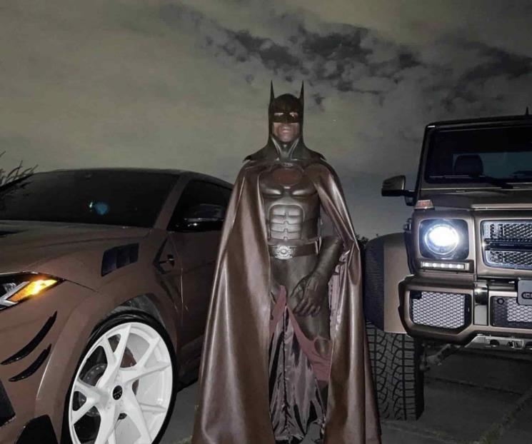 Travis Scott cierra su Instagram tras burlas a su disfraz