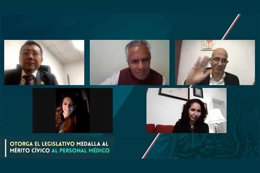 Celebran que Medalla se otorgue a personal de salud