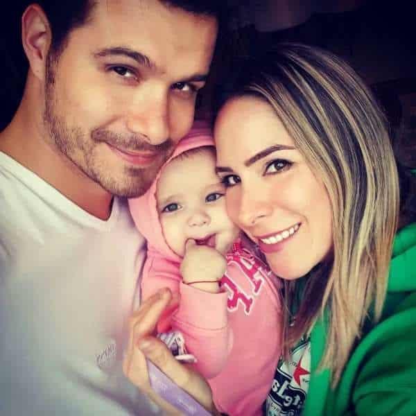 Brandon Peniche y su esposa se convierten de nuevo en papás Brandon Peniche y su esposa se convierten de nuevo en papás