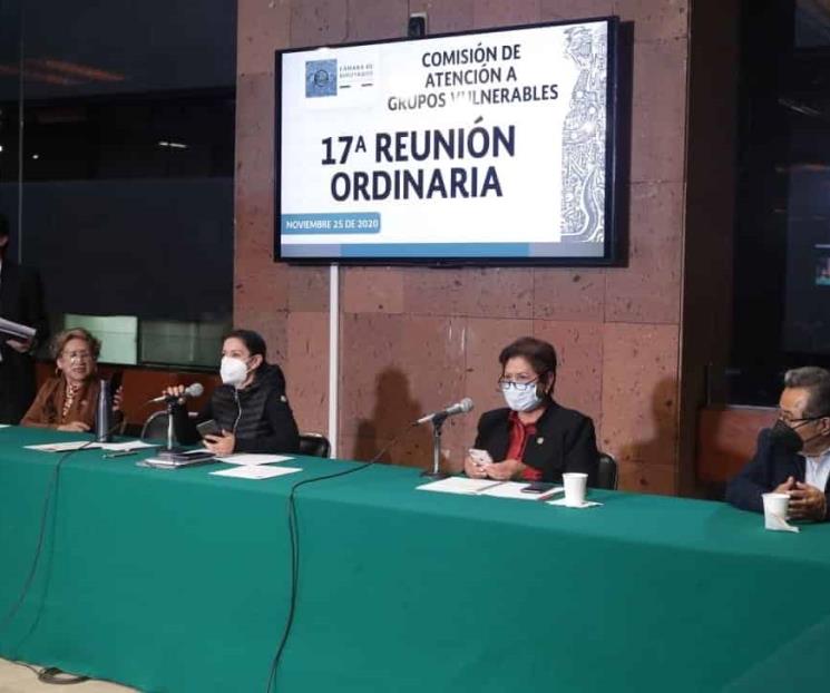 Aprueba Comisión 11 opiniones a diversas iniciativas