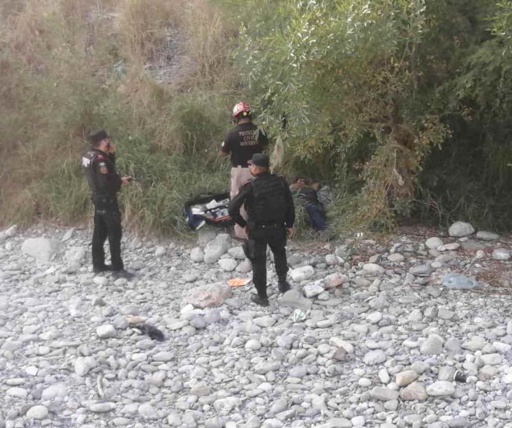 Cae vagabundo al lecho del Río Santa Catarina